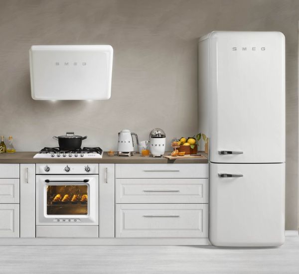 Liesituuletin Smeg Retro KFAB75